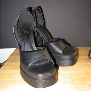 Black platform heels